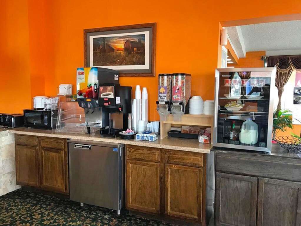 Asam Hotel Goodland Restoran gambar